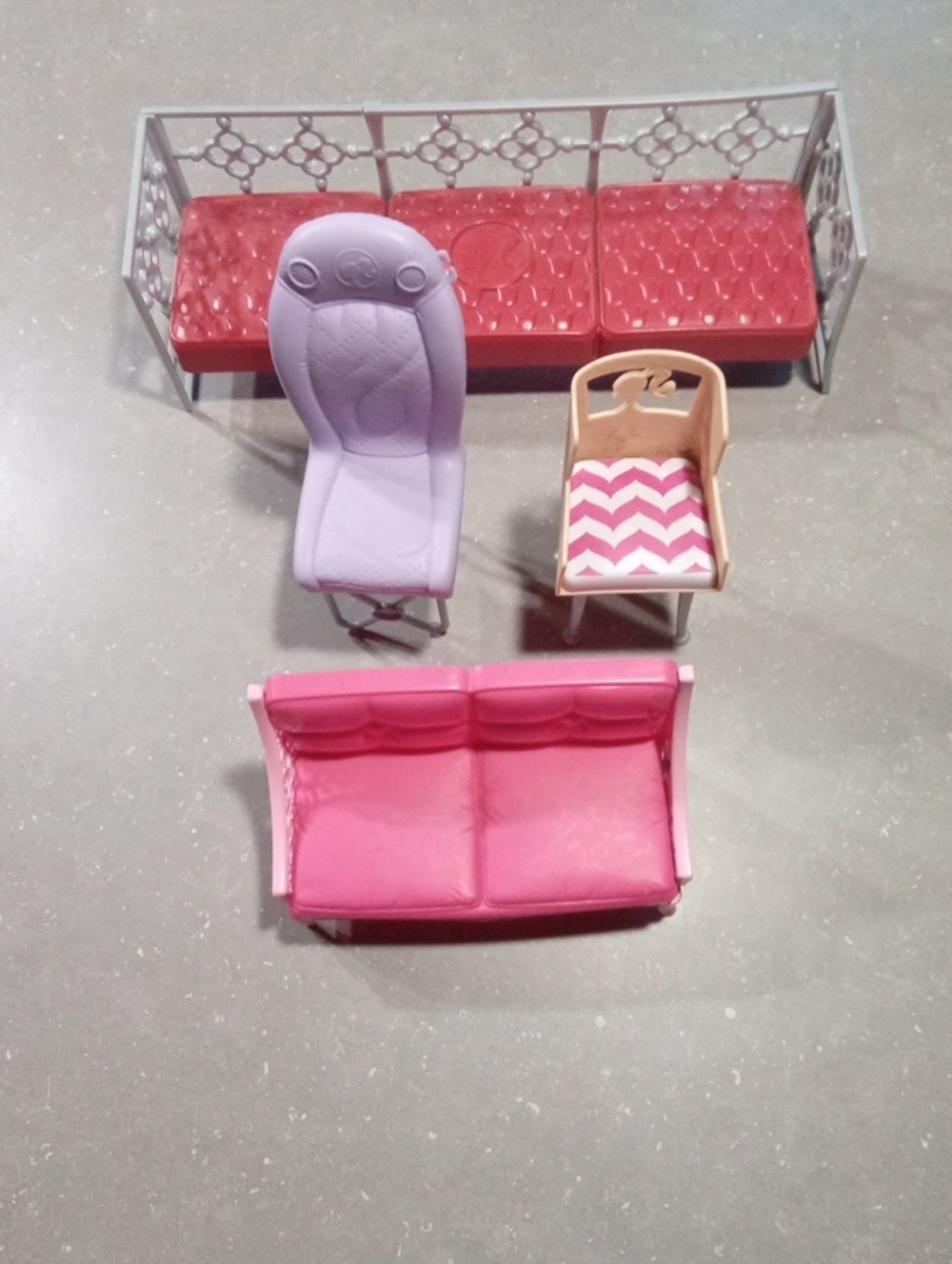 4 Piece Lot, Barbie Dream House Furniture Lot.